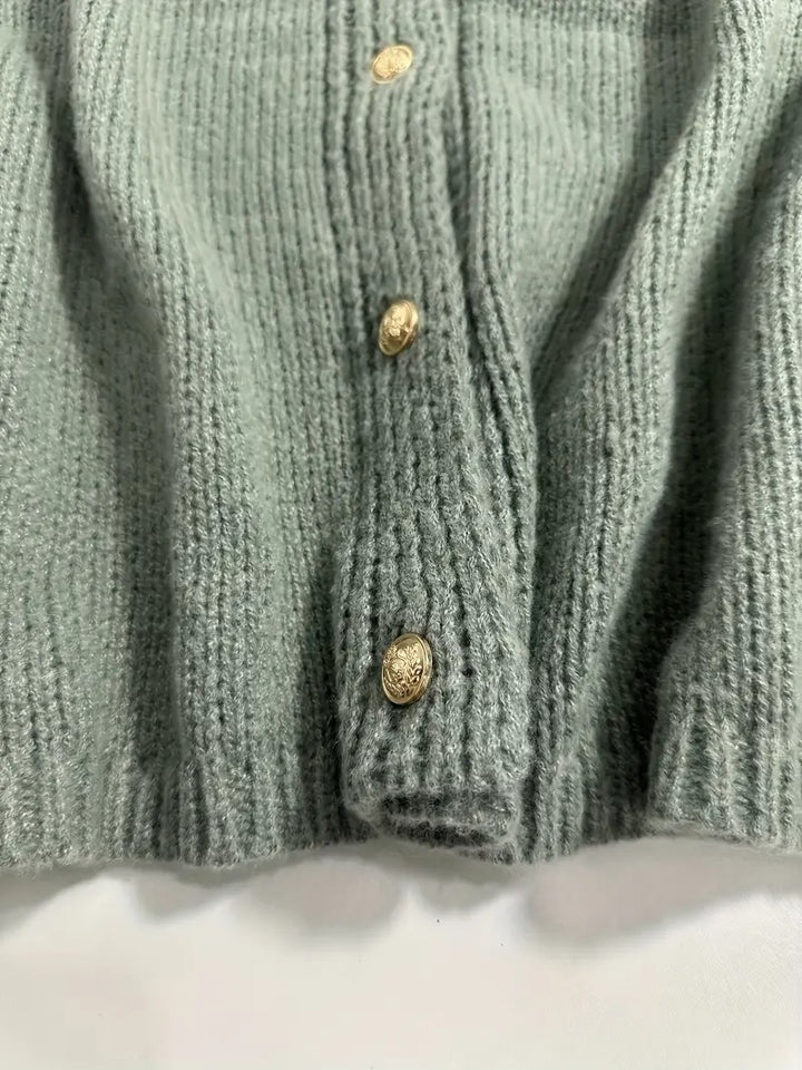 Damen Grüne Strickjacke mit Knöpfen