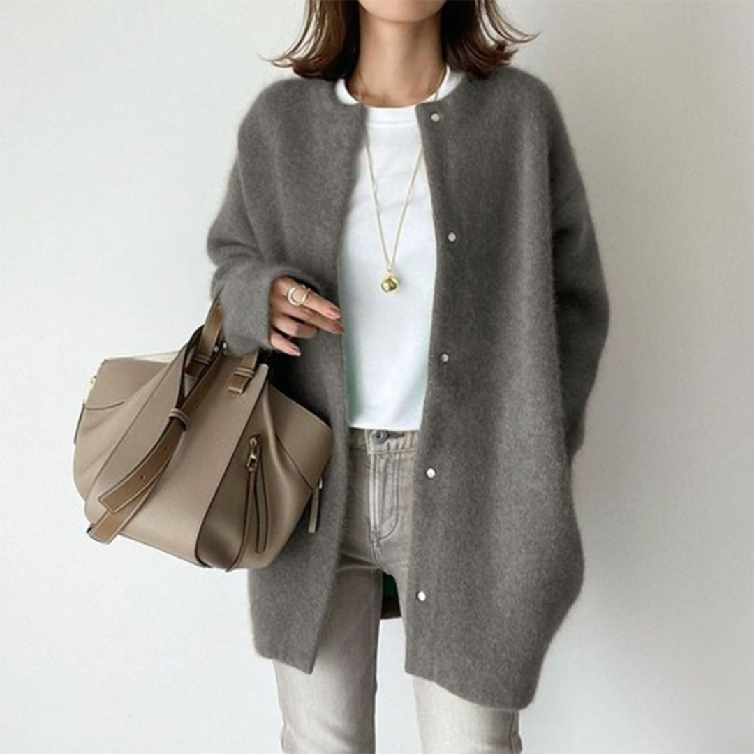 Wilma | Oversize Knopf Strickjacke