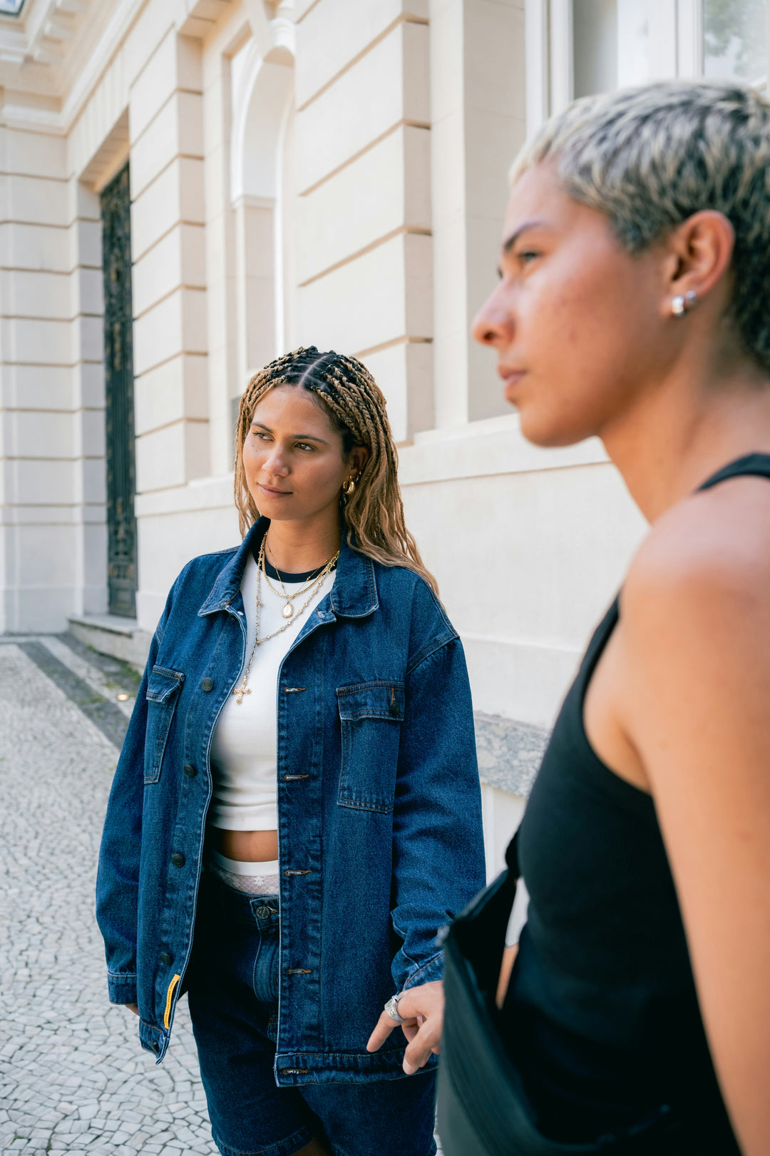 Velareeh-Haus-Kontakt_startseite_1.0