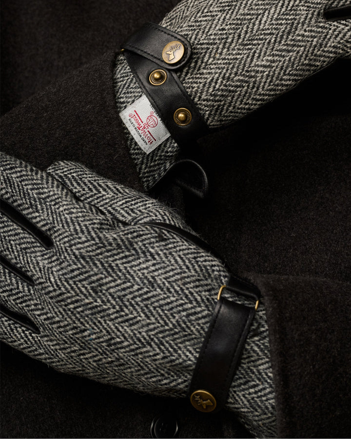 Herren Handschuhe mit Fischgratmuster und Druckknopfriegel – Grau