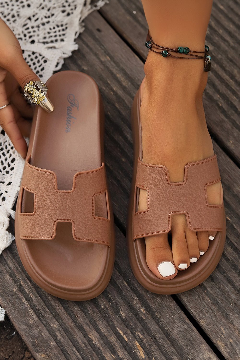 Damen Plateau-Pantoletten mit Cut-Out-Design und Plattformsohle