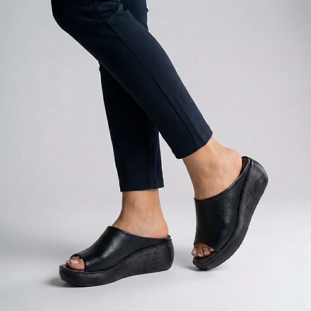 Damen Keilsandalen mit offener Spitze und Plateausohle