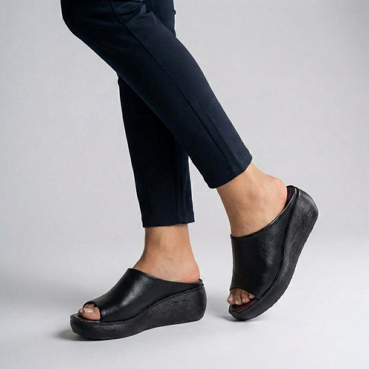 Damen Keilsandalen mit offener Spitze und Plateausohle