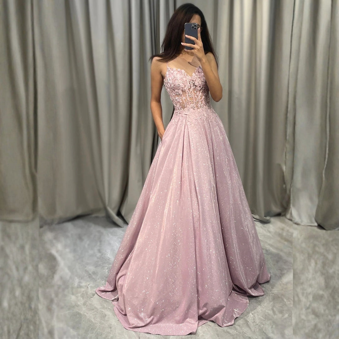 Ballkleider Damen – Verziertes Maxikleid mit Schmalen Trägern