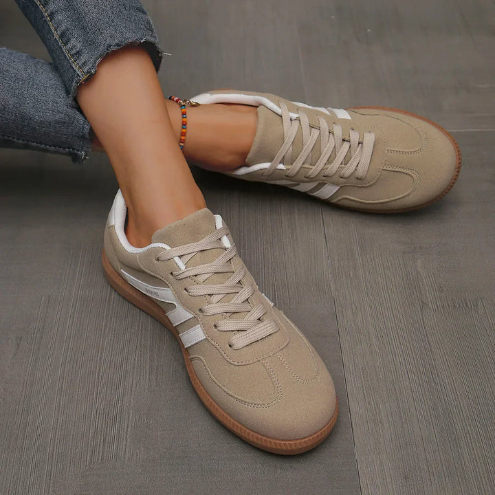 Barfußschuhe für Damen – Niedrige Sneaker zum Schnüren