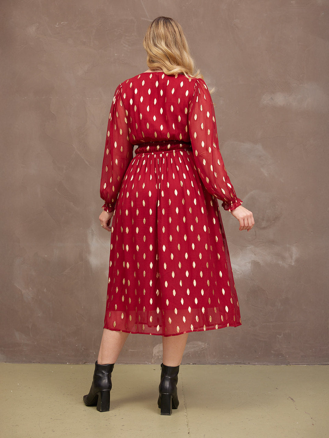 Clara Damen Midi-Wickelkleid mit Jacquardmuster und Blusenärmeln