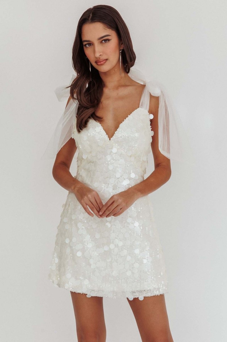 Cocktailkleid Damen Mini mit V-Ausschnitt und Tüllschleifenträgern und Paillettenbesatz