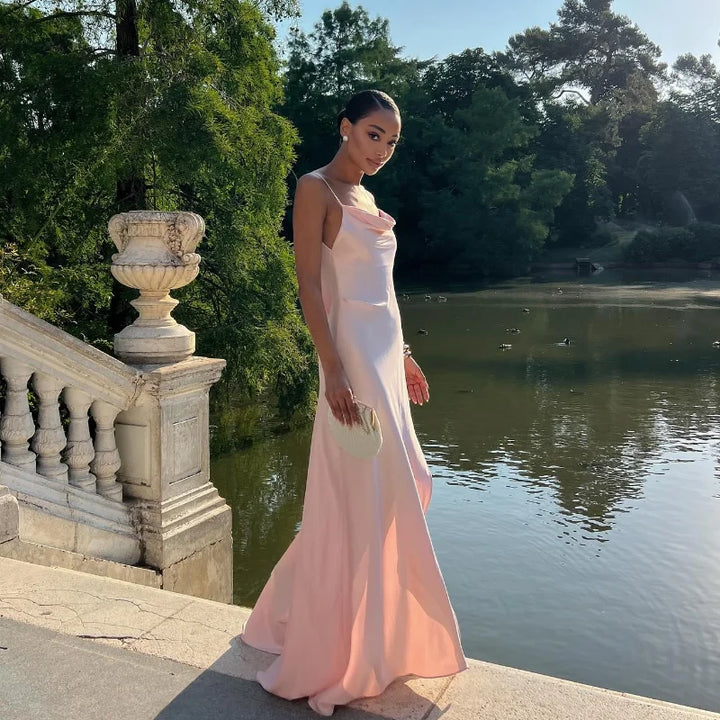 Dames mouwloze maxi-jurk met watervalhals, spaghettibandjes en zijsplit