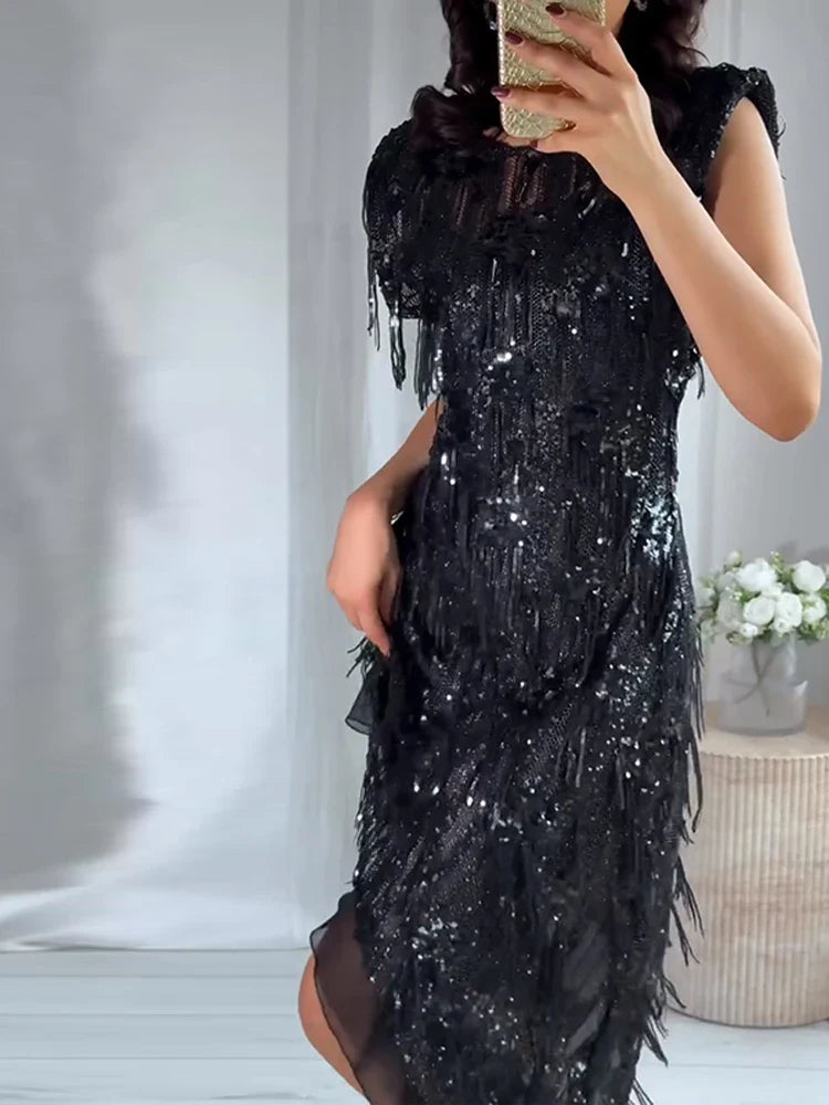 Dames mouwloze midi-jurk met pailletten en franjes met asymmetrische zoom