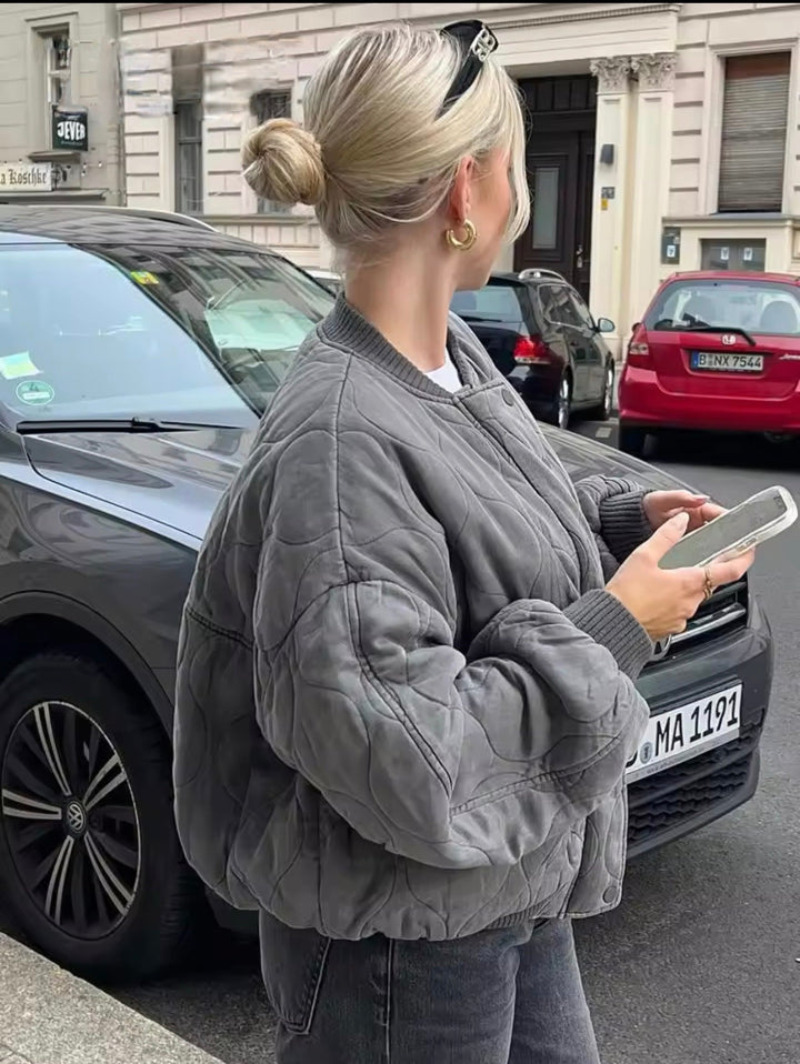 Damen Bomberjacke mit Rautensteppung und Reißverschluss