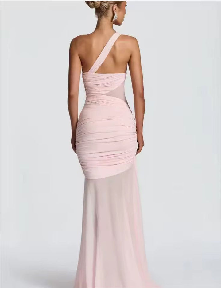 Dames maxi jurk met één schouder, geplooide top en transparante inzetstukken met uitlopende zoom