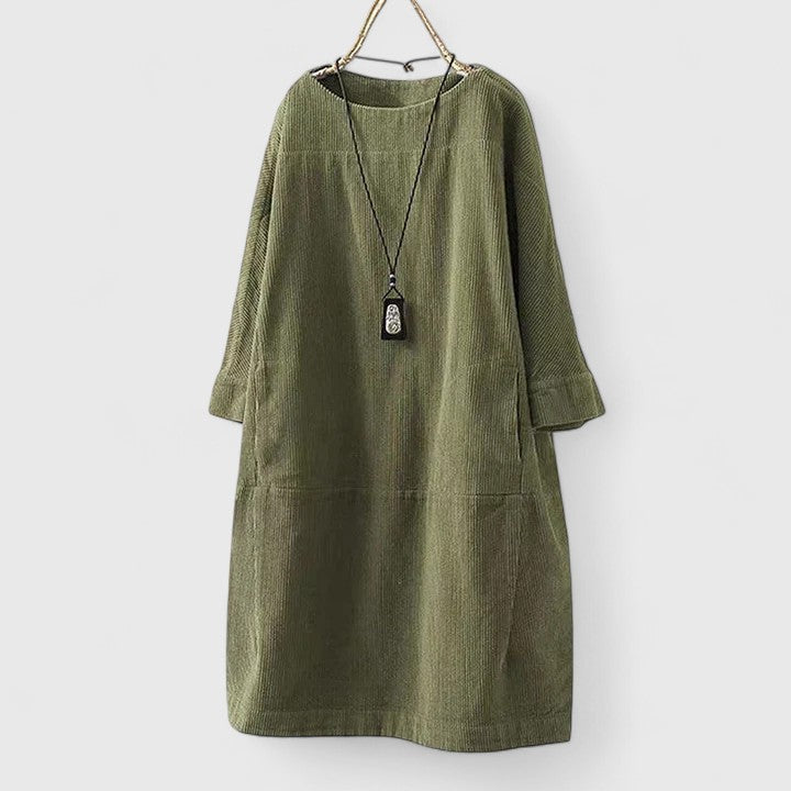 Dames geribde midi-jurk met ronde hals, driekwartmouwen en voorzakken