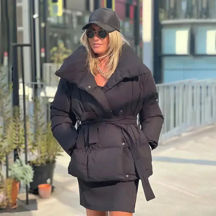Damen Gesteppte Pufferjacke mit Gürtel breitem Kragen Brusttaschen und gerippten Bündchen