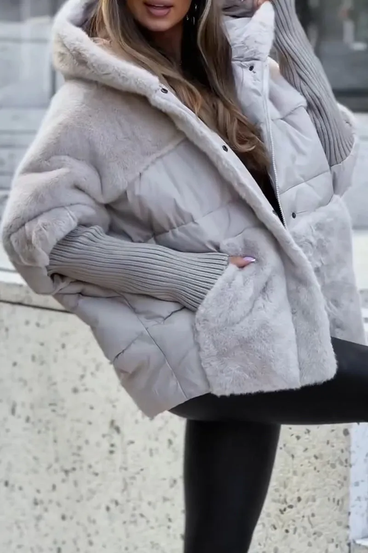 Damen Gesteppte Winterjacke mit Kapuze und Plüscheinsätzen
