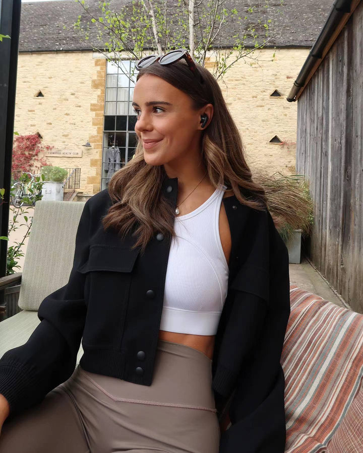 Damen Jacke mit Reißverschluss und zwei Fronttaschen