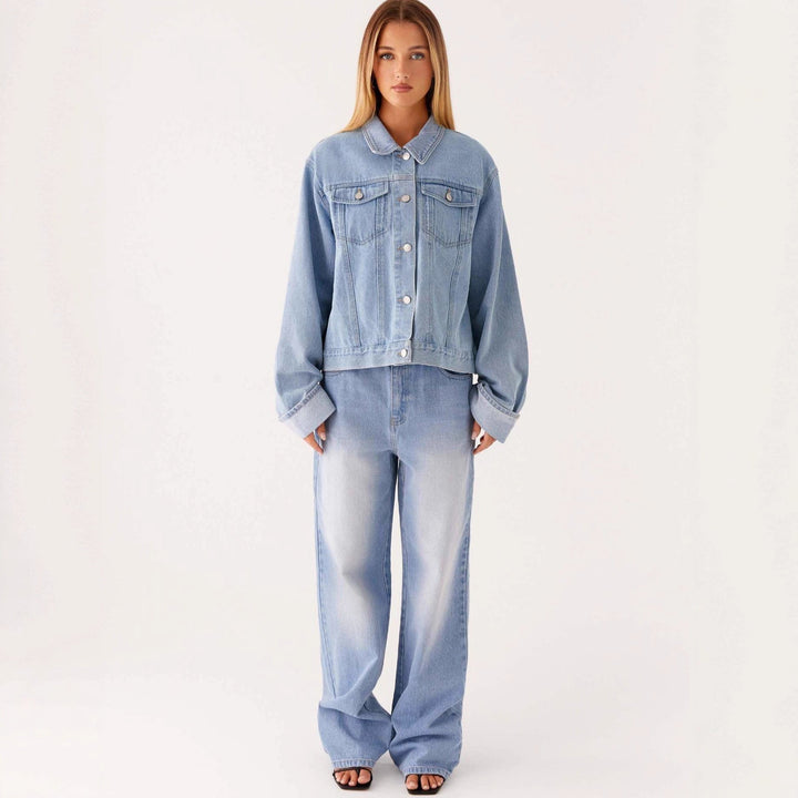 Damen Jeansjacke mit Brusttaschen und Kontrastkrempe