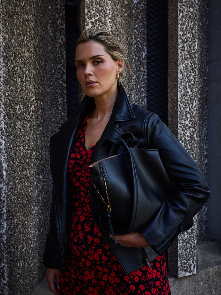 Talea Damen Kleid mit V-Ausschnitt, Raffung und Ballonärmeln
