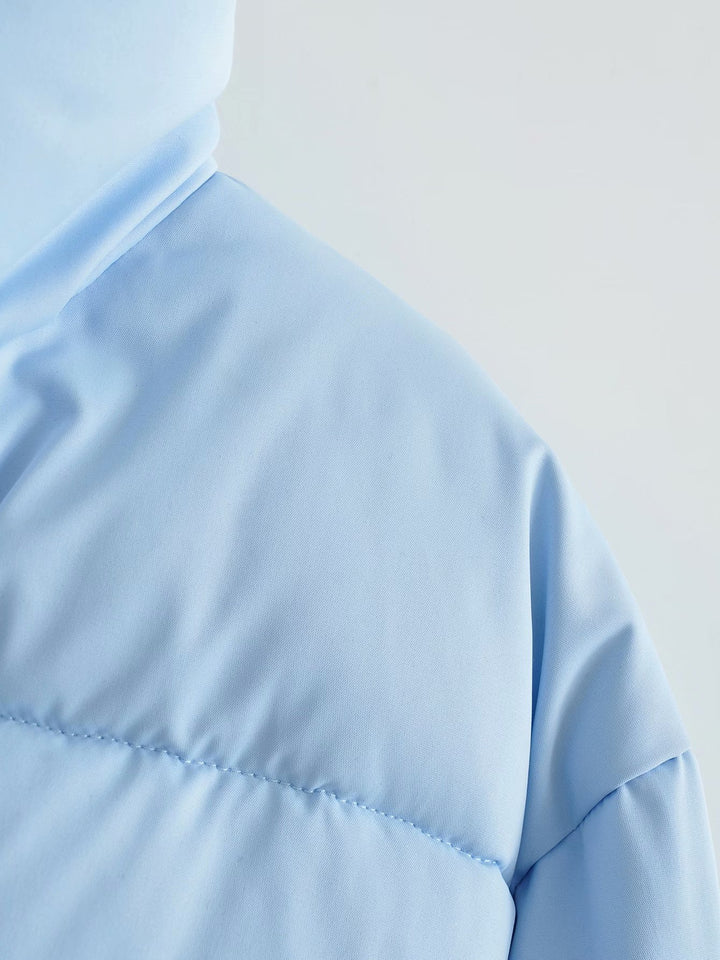 Damen Kurze Gesteppte Pufferjacke mit breitem Kragen Druckknöpfen und gerippten Bündchen