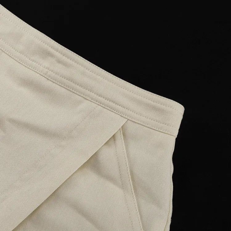 Damen Kurze-Hosen-Set mit Umlegekragen Kurzen Ärmeln und Aufgesetzten Brusttaschen