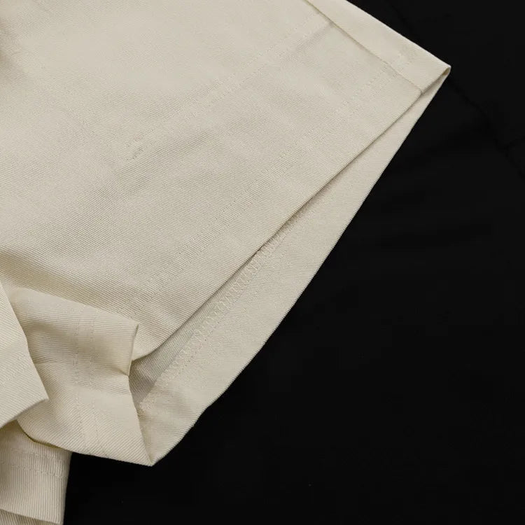 Damen Kurze-Hosen-Set mit Umlegekragen Kurzen Ärmeln und Aufgesetzten Brusttaschen