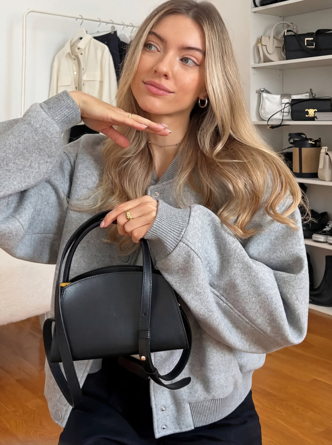 Damen Kurze Jacke mit Druckknopfverschluss und Elastischen Bündchen