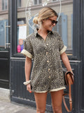 Dames korte jumpsuit met overhemdkraag, knoopsluiting en korte mouwen
