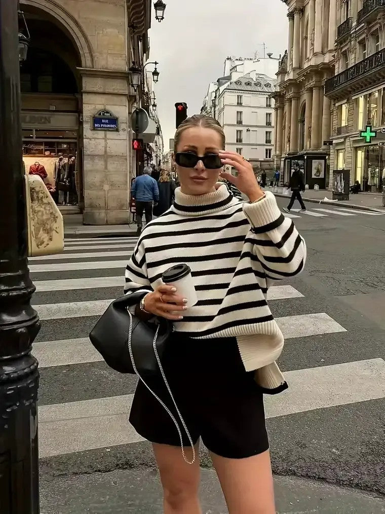 Damen Langarm Rollkragenpullover mit horizontalen Streifen in Schwarz und Weiß