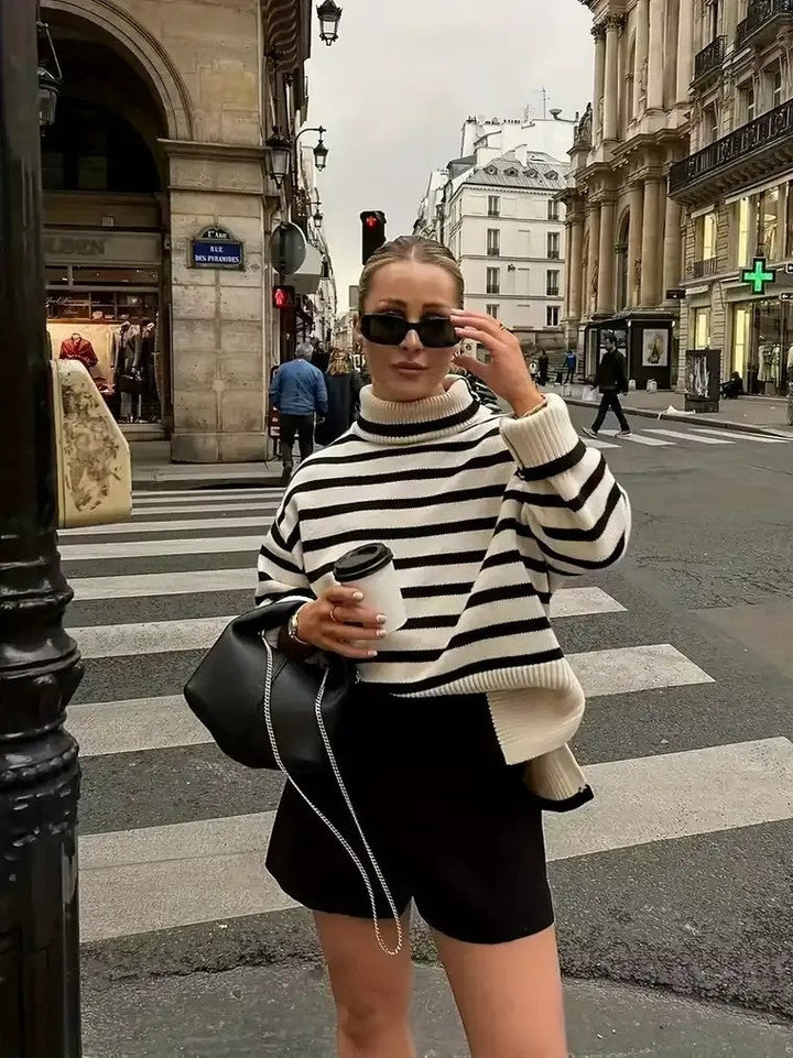 Damen Langarm Rollkragenpullover mit horizontalen Streifen in Schwarz und Weiß