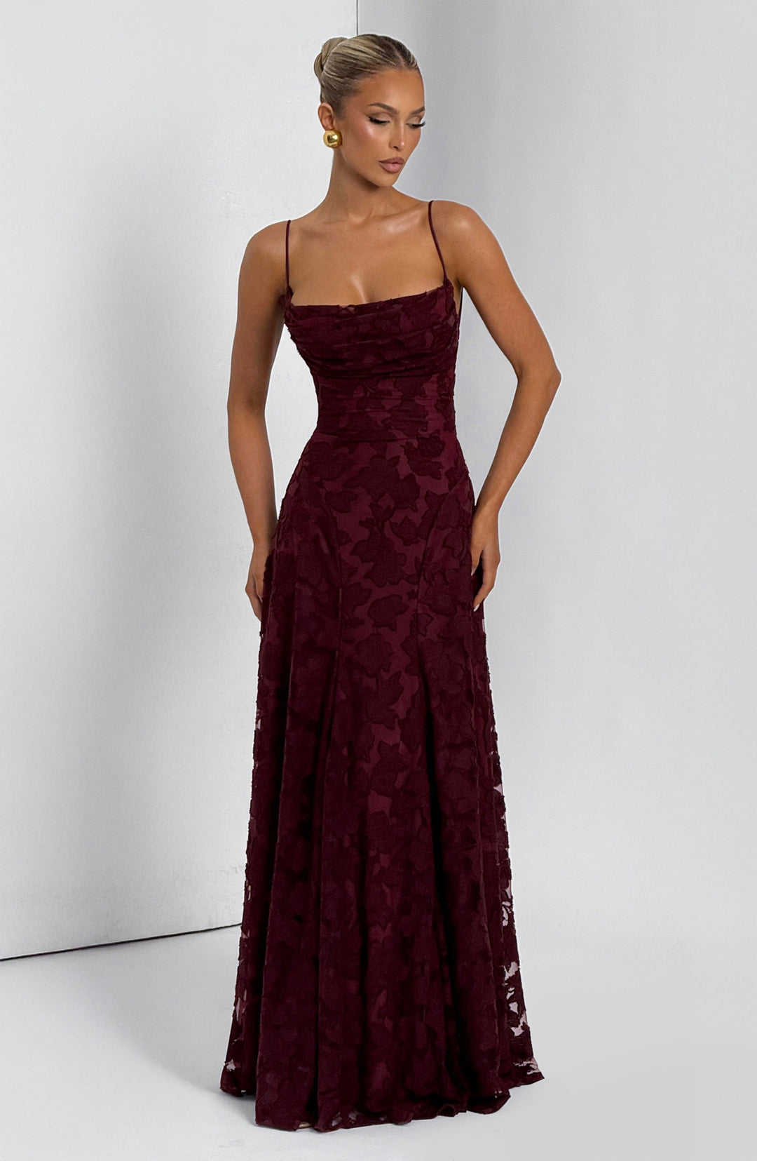 Damen Maxikleid mit Wasserfallausschnitt Spaghettiträgern Blumenmuster und Schnürung am Rücken