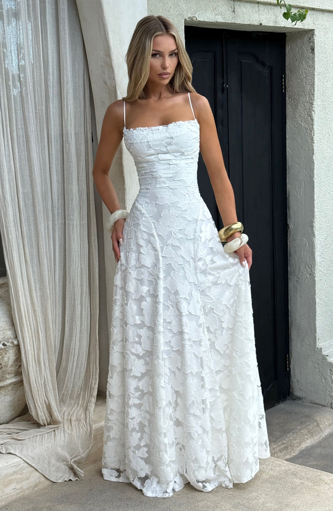 Damen Maxikleid mit Wasserfallausschnitt Spaghettiträgern Blumenmuster und Schnürung am Rücken