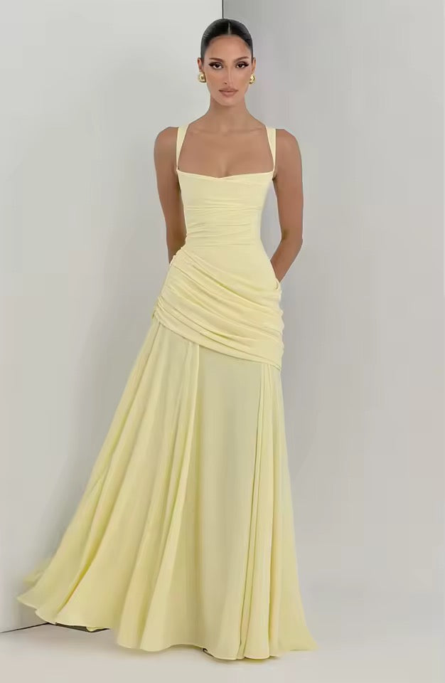 Dames maxi-jurk met sweetheart-halslijn en asymmetrische plooiing