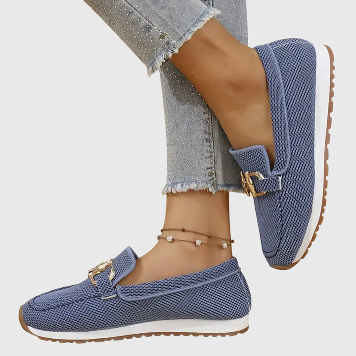Damen Loafer mit Metallspange und perforierter Oberfläche