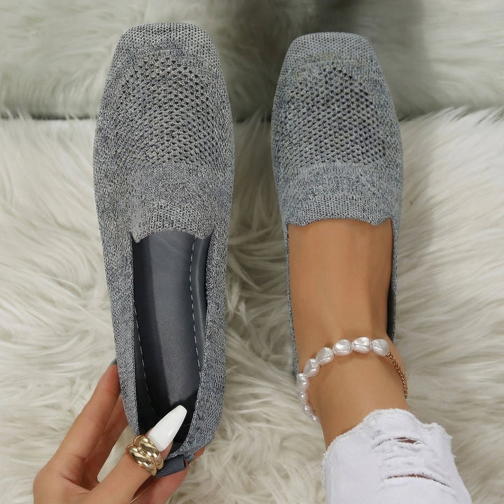 Damen Loafer mit perforierter Oberfläche und quadratischem Zehenbereich