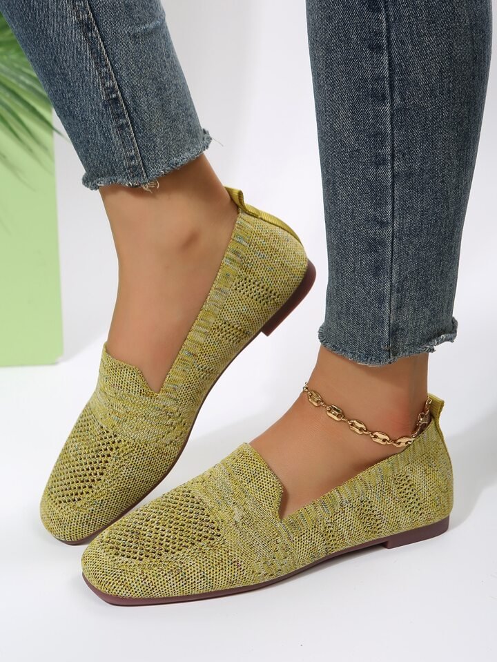 Damen Loafer mit perforierter Oberfläche und quadratischem Zehenbereich