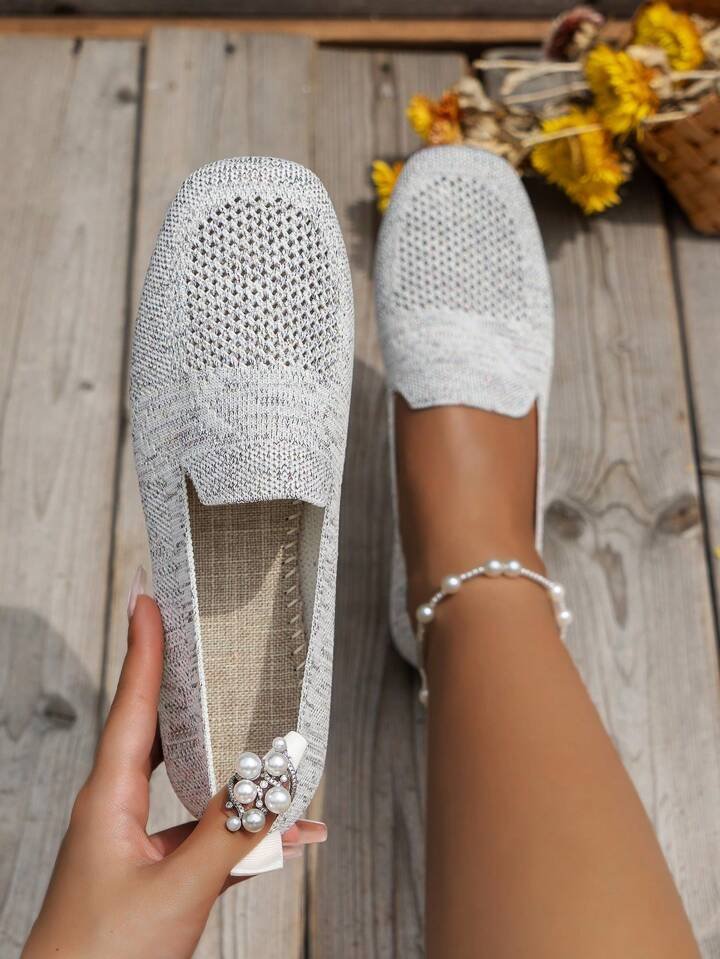 Damen Loafer mit perforierter Oberfläche und quadratischem Zehenbereich