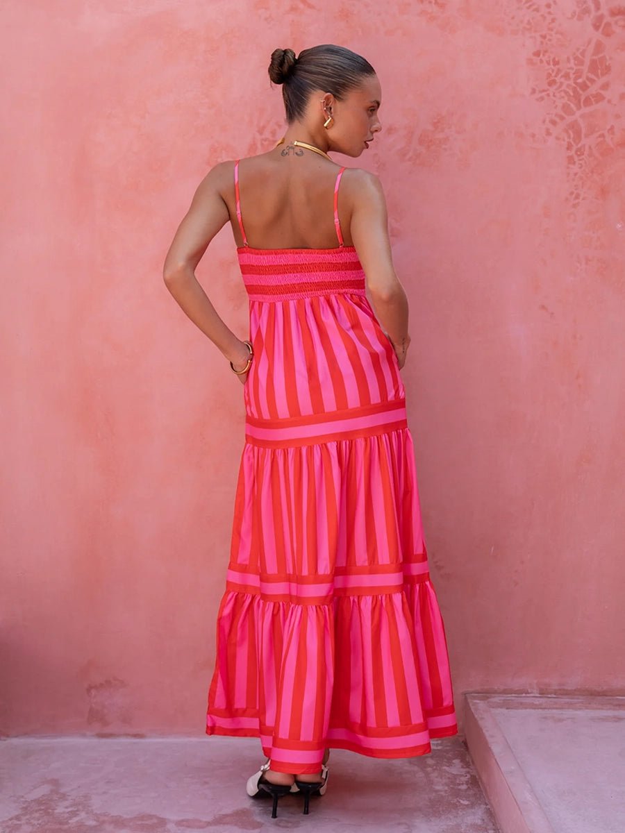 Dames maxi-jurk met rechte hals en spaghettibandjes, gelaagde rok en streeppatroon