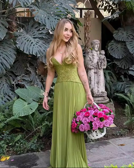 Dames maxi-jurk met sweetheart halslijn en geplisseerde rok