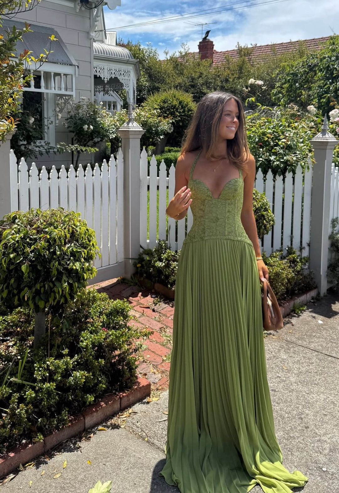 Dames maxi-jurk met sweetheart halslijn en geplisseerde rok