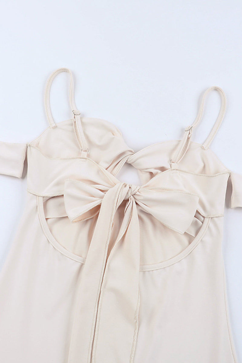 Dames maxi-jurk met off-shoulder mouwen en knoopdetail bij de buste met opening