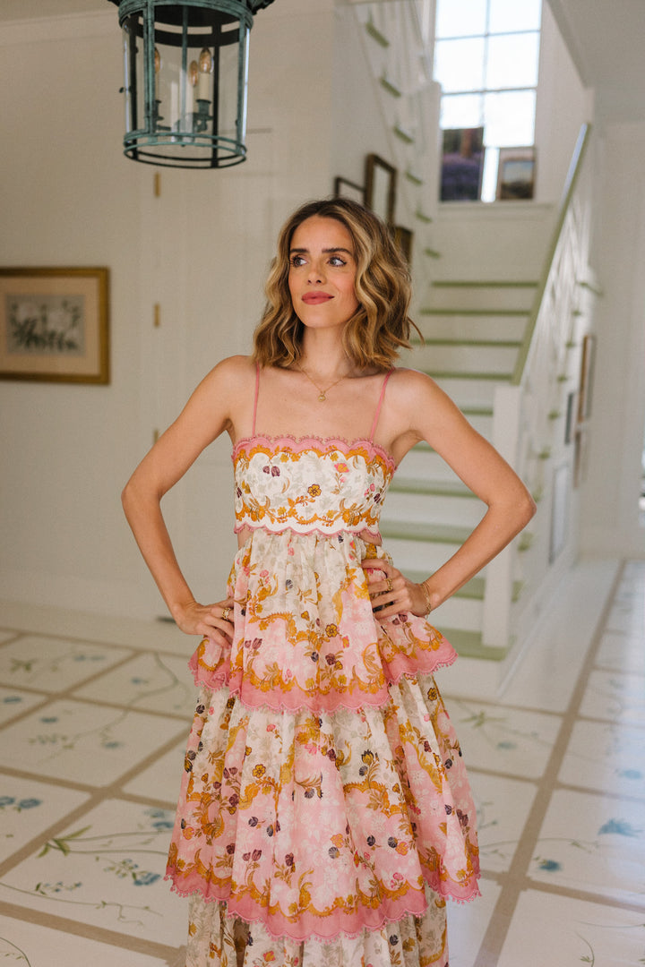 Dames maxi-jurk met spaghettibandjes, vetersluiting op de rug en gelaagde rok met bloemenprint