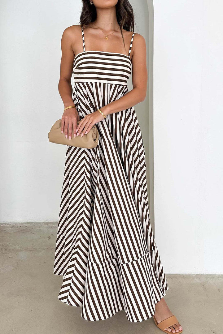 Dames maxi-jurk met strepen, rechte halslijn en spaghettibandjes met gelaagde zoom