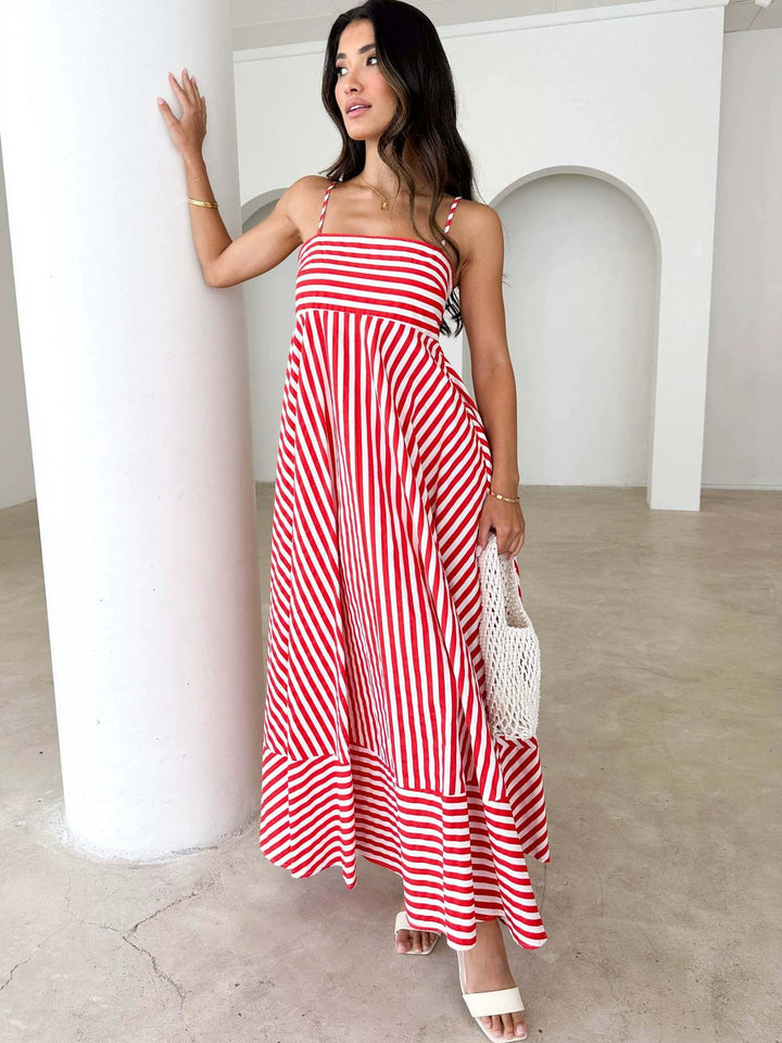 Dames maxi-jurk met strepen, rechte halslijn en spaghettibandjes met gelaagde zoom