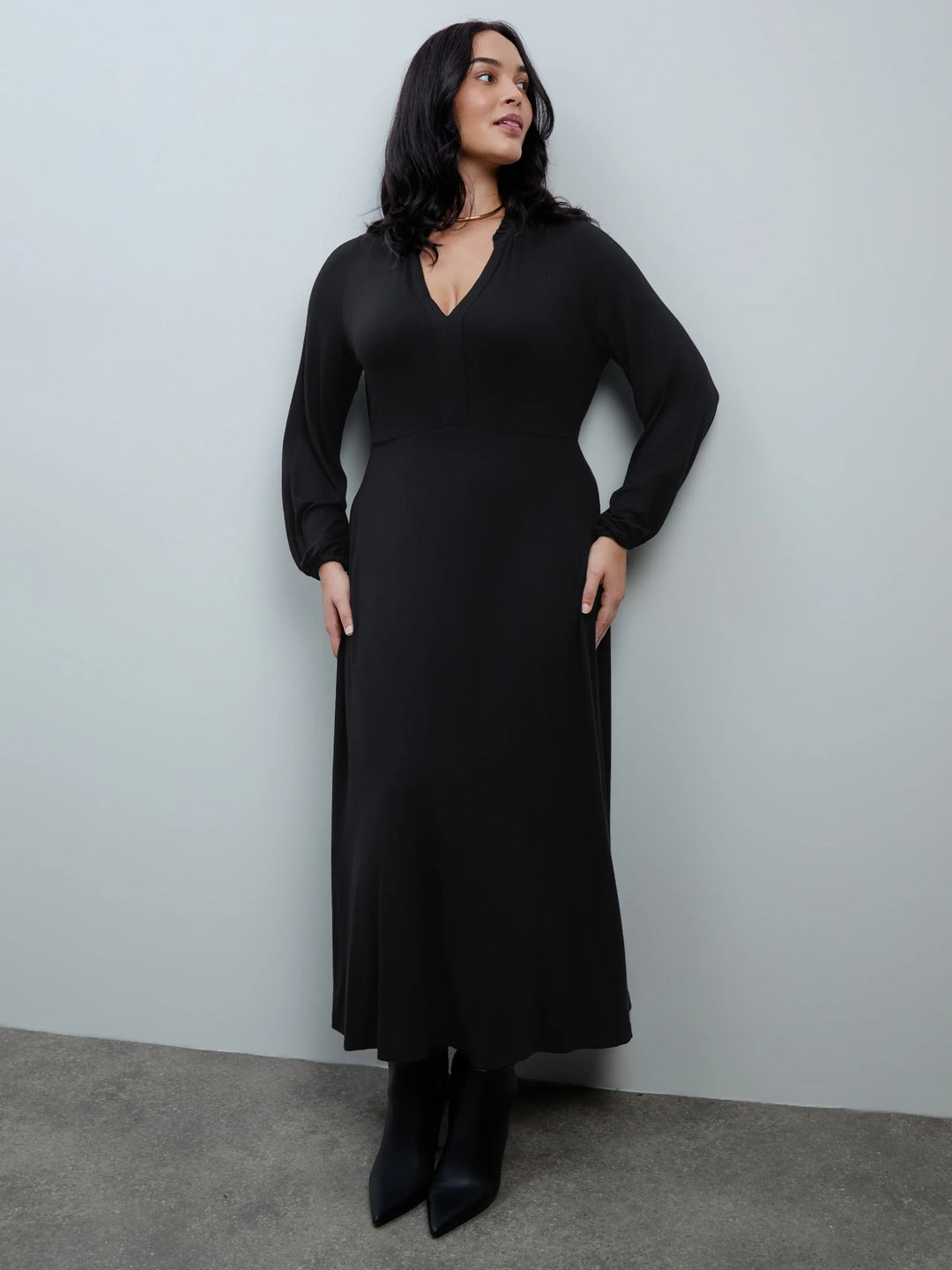 Merit Damen Midikleid mit Rüschenkragen, Knopfleiste und Ballonärmeln