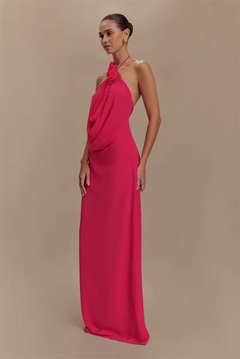 Dames halter maxi-jurk met rozenapplicaties en open rug