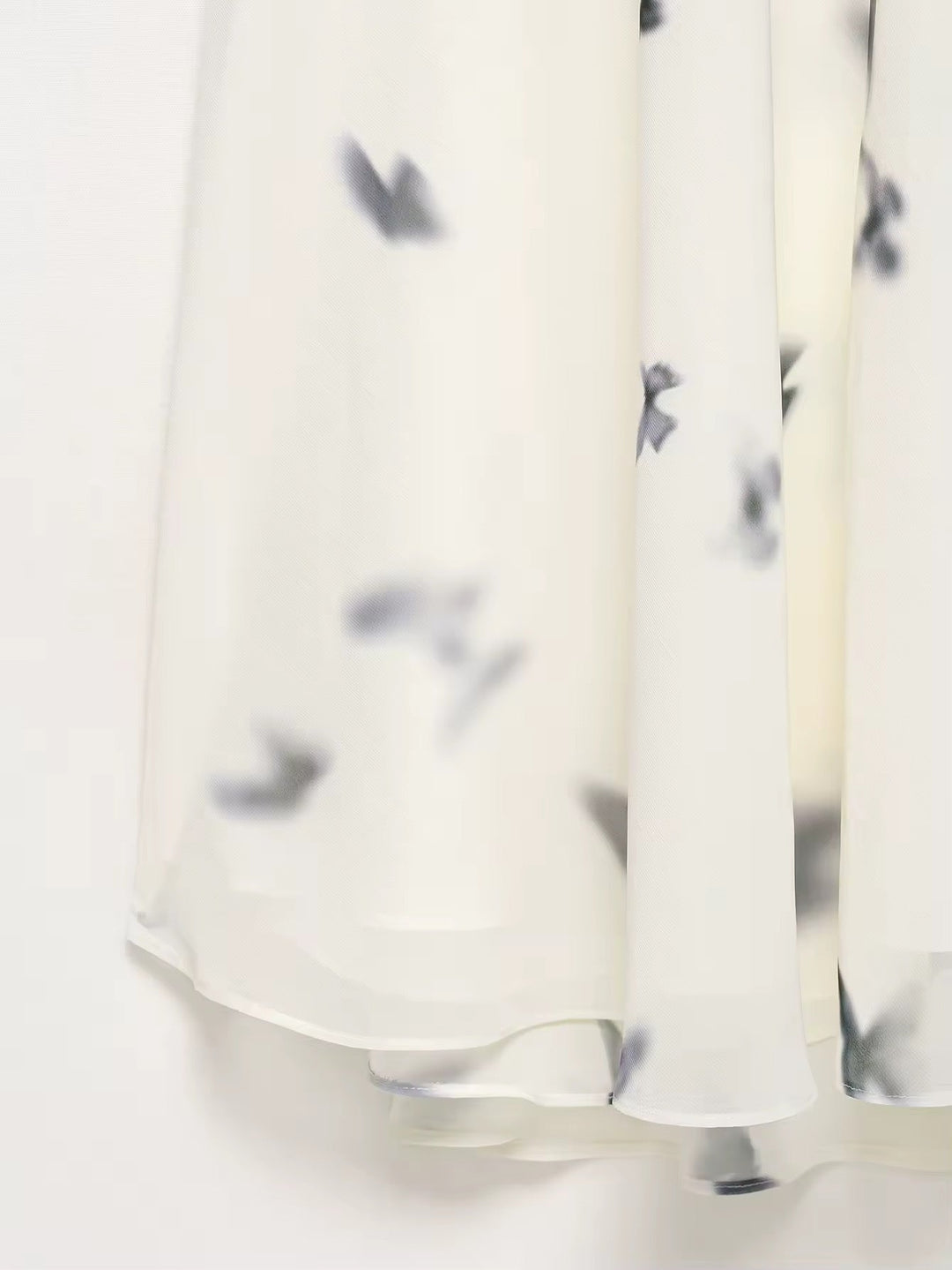 Dames halter maxi-jurk met vlinderprint en open rug met geplooide taille