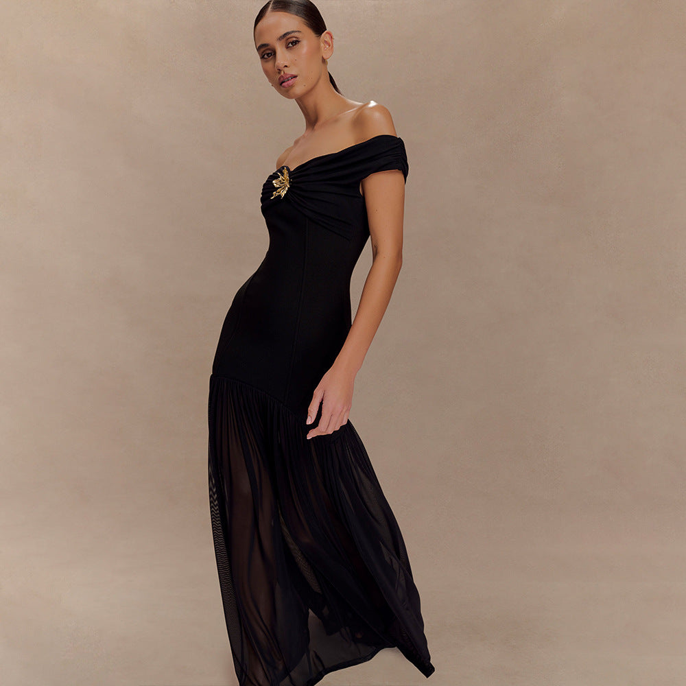 Dames off-shoulder maxi-jurk met versiering en geplooide rok