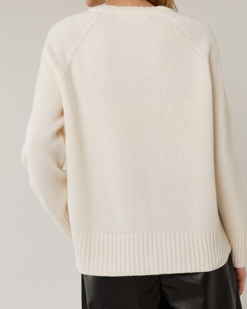 Damen Pullover mit hohem Rundhalsausschnitt Raglanärmeln und gerippten Bündchen