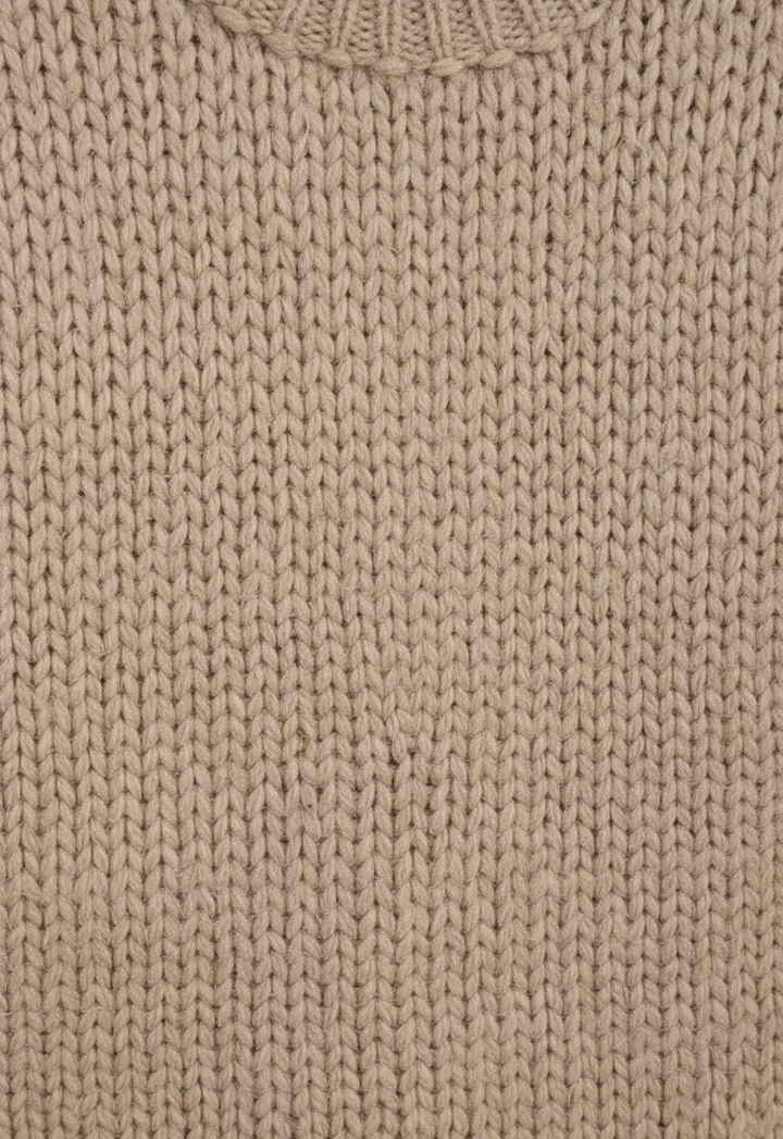 Damespullover met opstaande kraag, ballonmouwen en gestructureerde boorden