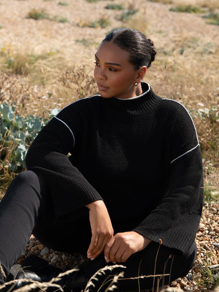Tomke Damen Pullover mit Stehkragen und Kontrastkanten