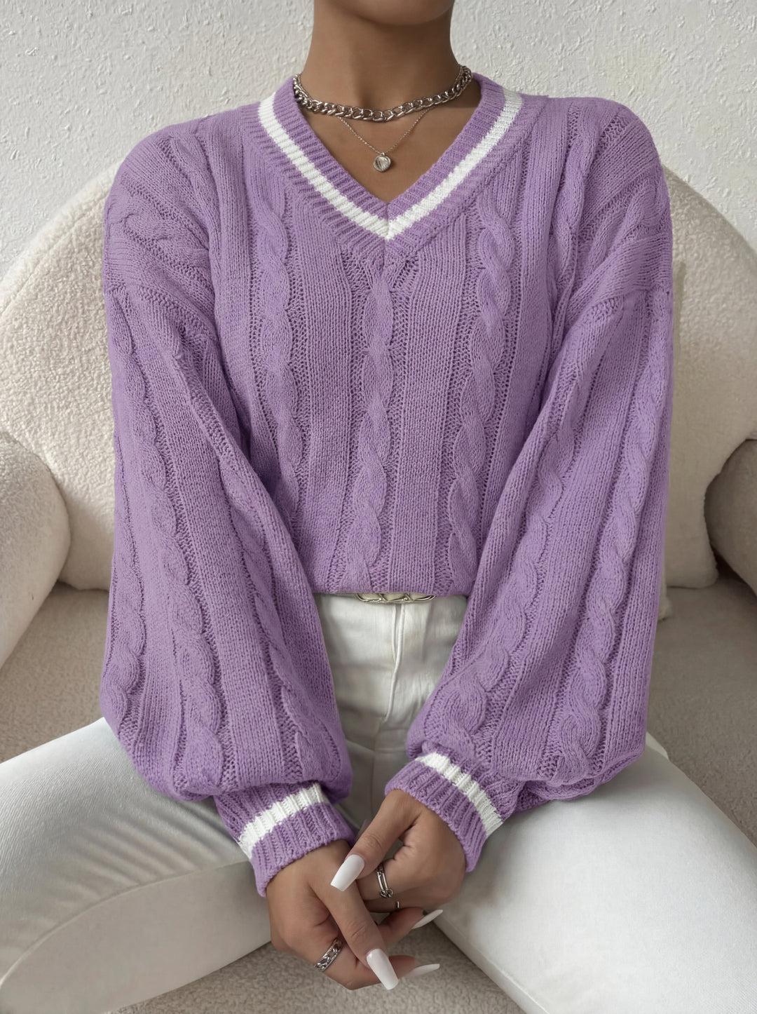 Damen Pullover mit V-Ausschnitt, Zopfmuster und Streifendetail
